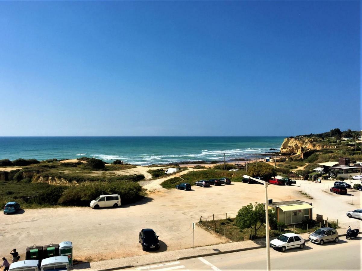 Armação de Pêra Apartment Facing The Sea الغرفة الصورة